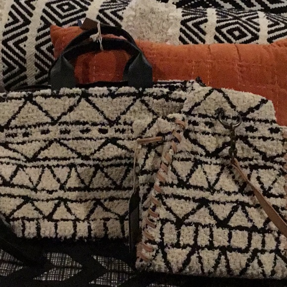 Universal Thread Multicolored Aztec Print Handbag Bundle -NWT - Picture 14 of 16